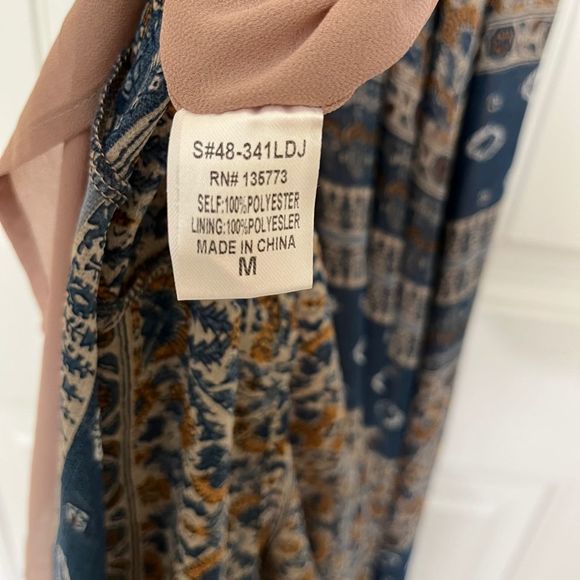 Vici Boho Wrap Dress Size Medium - Picture 5 of 6